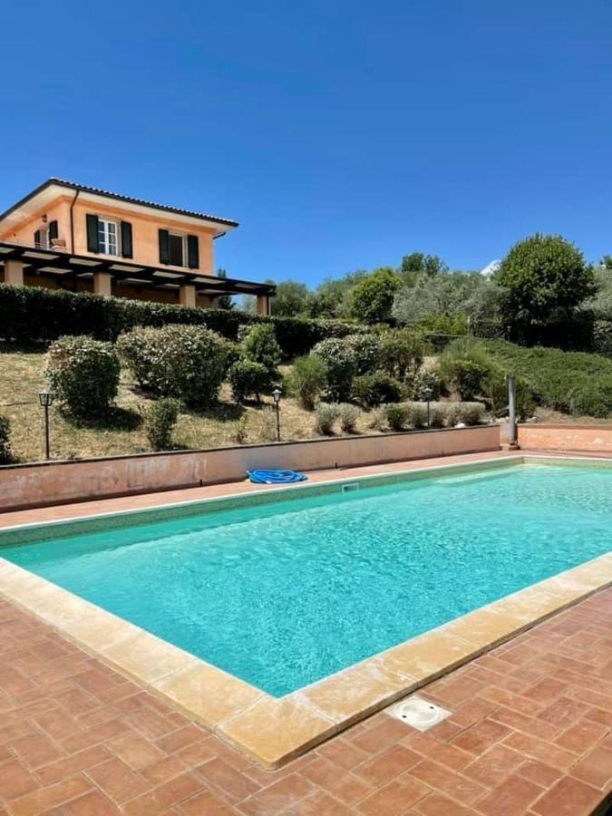 La Posta Di Bacco Bed & Breakfast Gualdo Cattaneo ภายนอก รูปภาพ